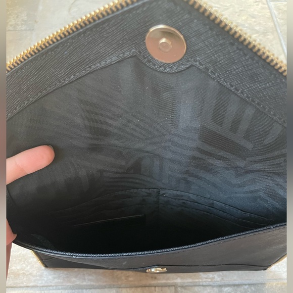 Rebecca Minkoff Clutch 🖤 - Picture 6 of 6